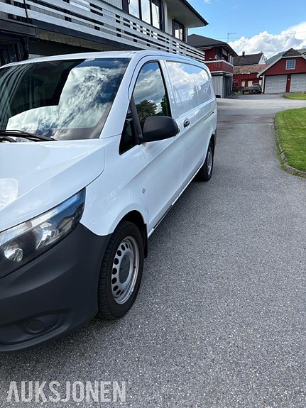 Mercedes-Benz vito 4 of 19