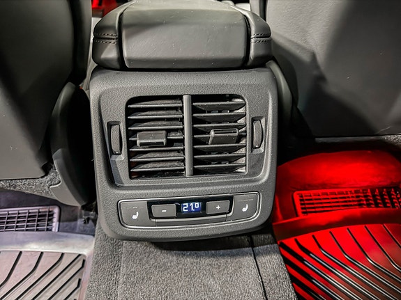 Audi e-tron GT 27 of 30