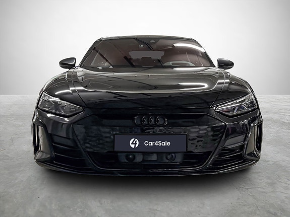 Audi e-tron GT 10 of 30