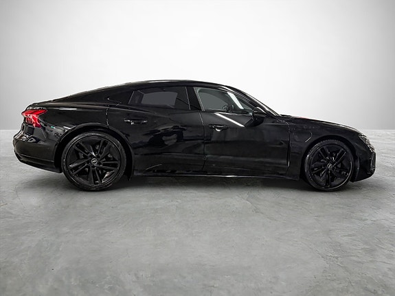 Audi e-tron GT 7 of 30
