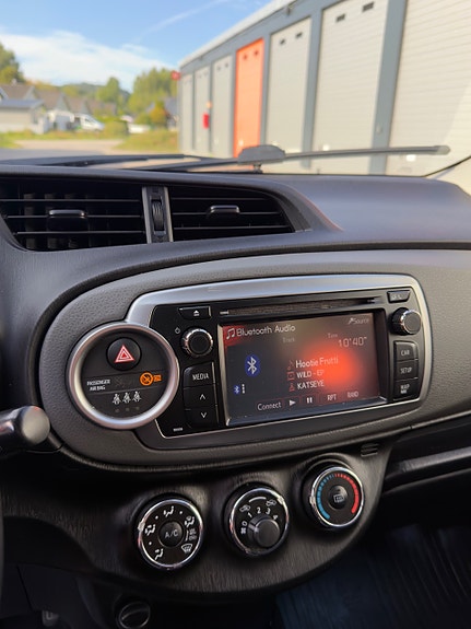 Toyota Yaris 30 of 30