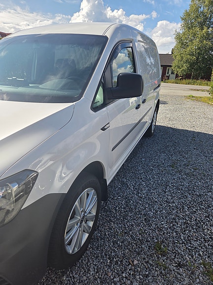 Volkswagen Caddy Maxi 2 of 15