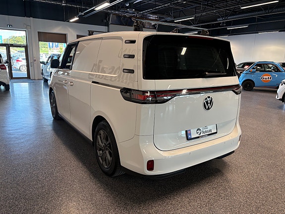Volkswagen ID. Buzz 7 of 13