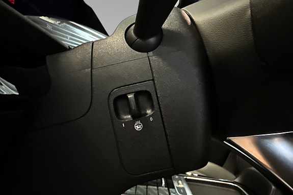 Mercedes-Benz EQA250+ 19 of 20