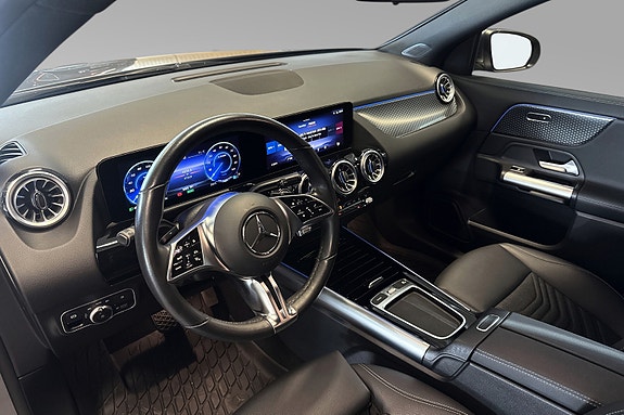 Mercedes-Benz EQA250+ 11 of 20
