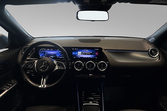 Mercedes-Benz EQA250+ 13 of 20