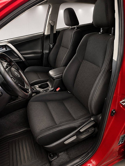 Toyota RAV4 10 of 15