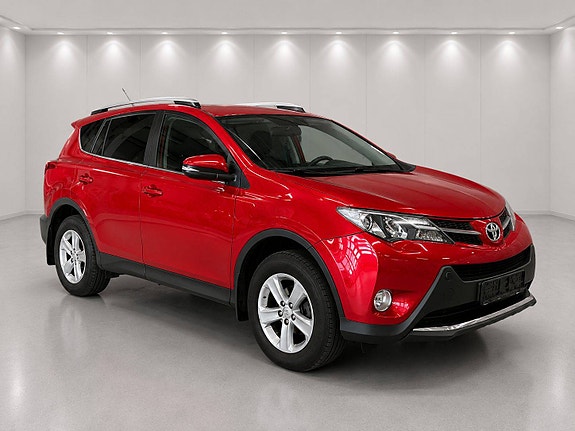 Toyota RAV4 7 of 15
