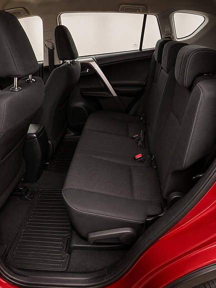 Toyota RAV4 12 of 15