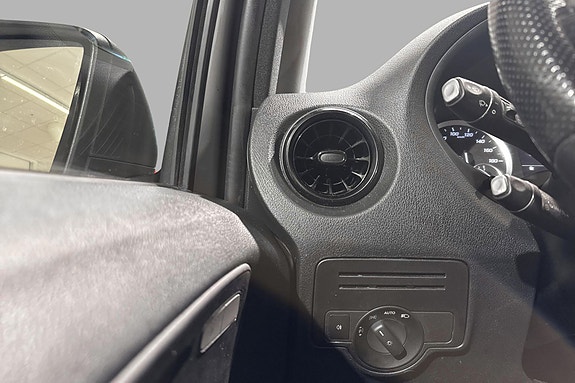 Mercedes-Benz eVito 129 20 of 22