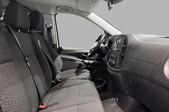 Mercedes-Benz eVito 129 14 of 22