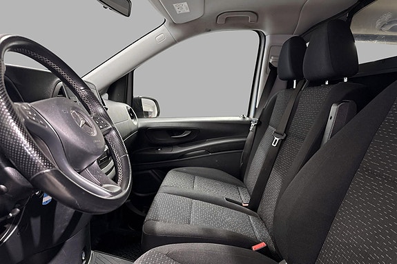 Mercedes-Benz eVito 129 10 of 22