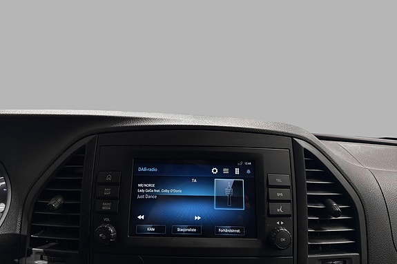 Mercedes-Benz eVito 129 13 of 22