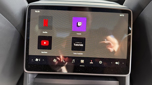 Tesla Model 3 19 of 21