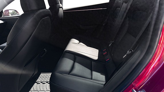 Tesla Model 3 14 of 21