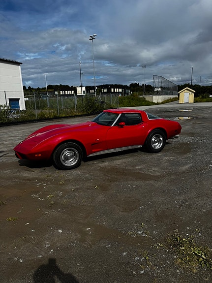 Chevrolet Corvette 16 of 26