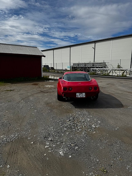 Chevrolet Corvette 19 of 26