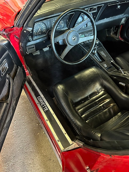 Chevrolet Corvette 22 of 26