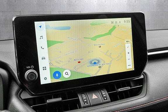 Toyota RAV4 Plug-in Hybrid 19 of 25