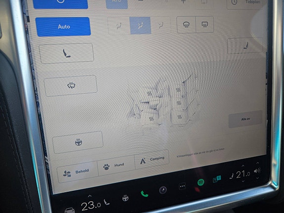 Tesla Model X 12 of 23