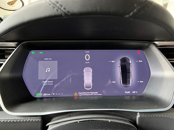 Tesla Model X 12 of 30