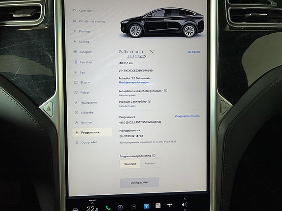 Tesla Model X 20 of 30