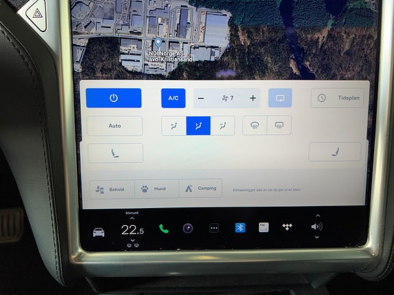 Tesla Model X 16 of 30