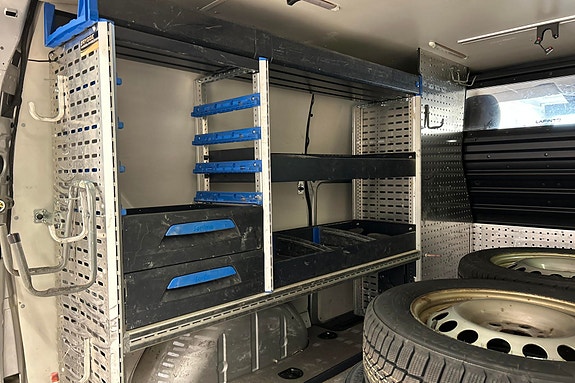Mercedes-Benz Vito 119 13 of 15