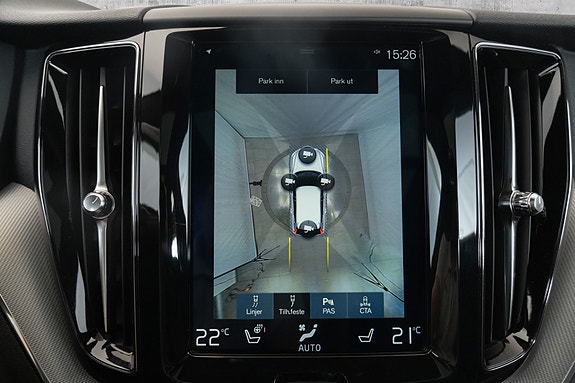Volvo XC60 24 of 30