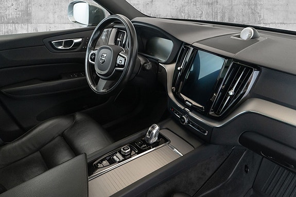 Volvo XC60 27 of 30