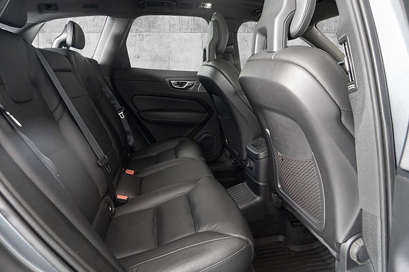 Volvo XC60 28 of 30