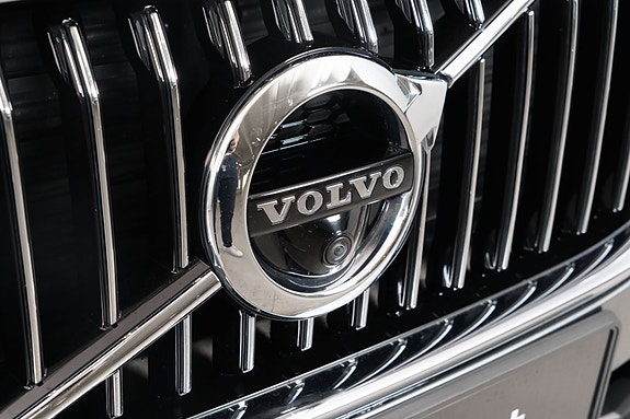 Volvo XC60 11 of 30
