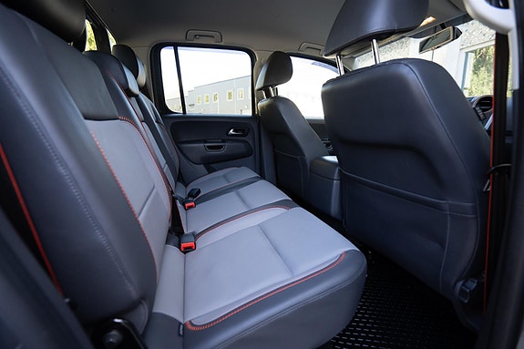 Volkswagen Amarok 17 of 30