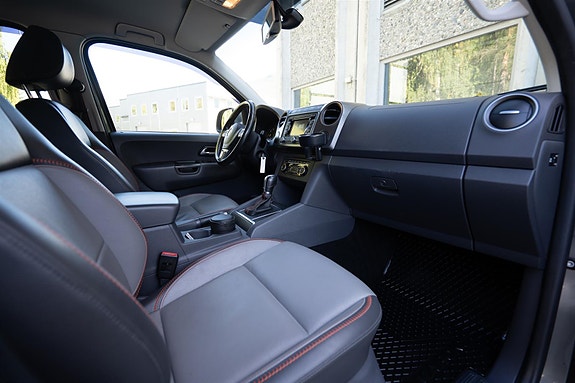 Volkswagen Amarok 18 of 30