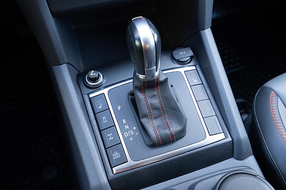 Volkswagen Amarok 24 of 30