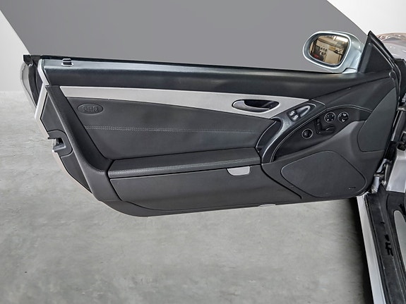 Mercedes-Benz SL55 15 of 24