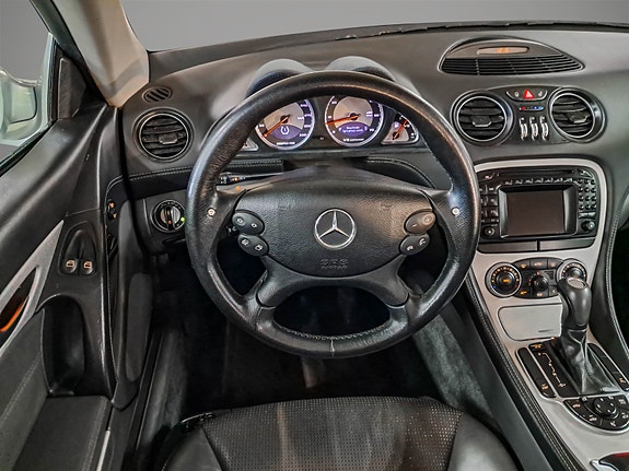 Mercedes-Benz SL55 17 of 24