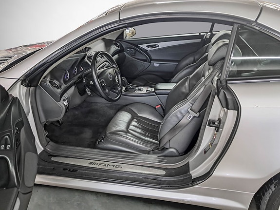 Mercedes-Benz SL55 16 of 24