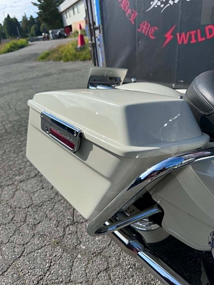 Harley-Davidson Road king Police 4 of 15