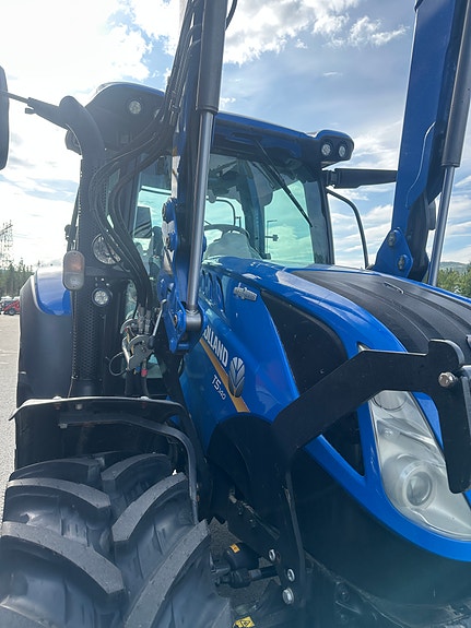 Bilde 17 av New Holland T5.140 AutoCommand