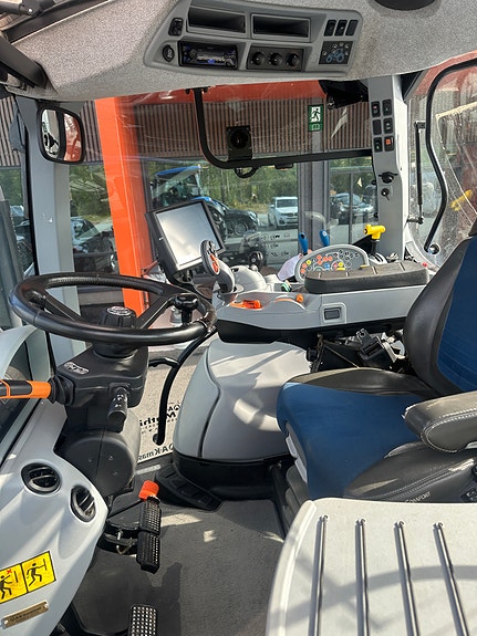 Bilde 20 av New Holland T5.140 AutoCommand