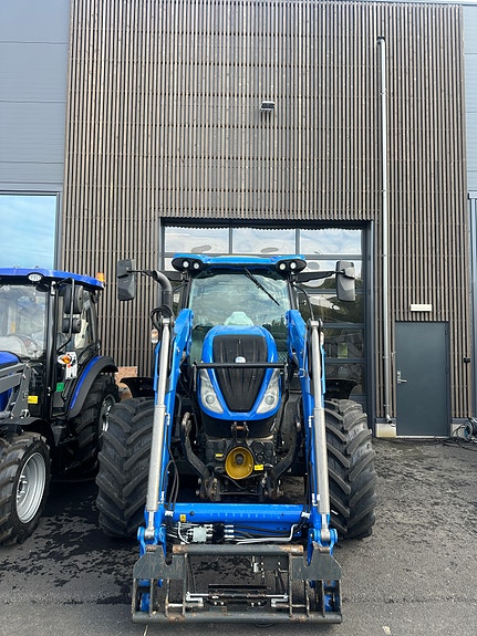 Bilde 29 av New Holland T5.140 AutoCommand