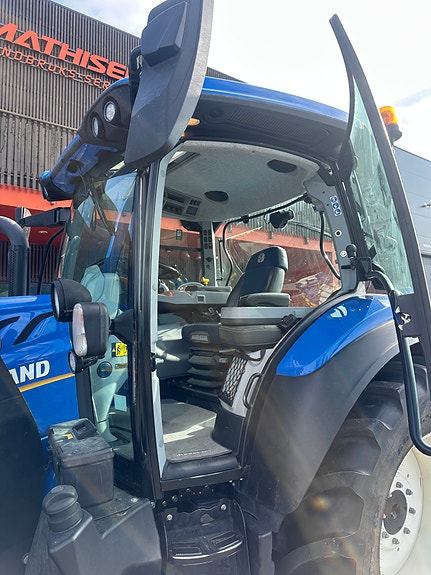 Bilde 19 av New Holland T5.140 AutoCommand