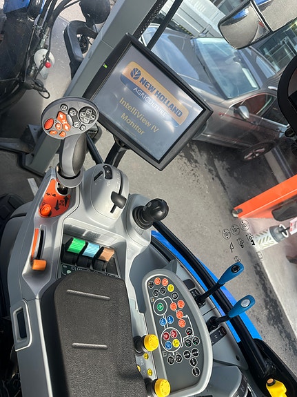 Bilde 22 av New Holland T5.140 AutoCommand