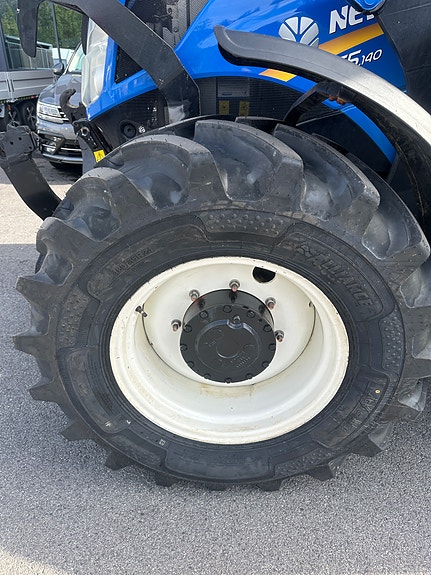 Bilde 26 av New Holland T5.140 AutoCommand