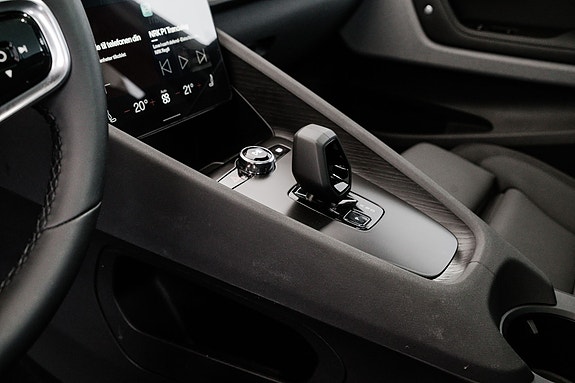 Polestar 2 18 of 30