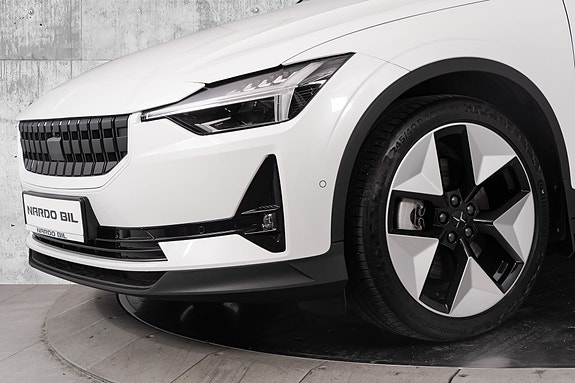 Polestar 2 8 of 30