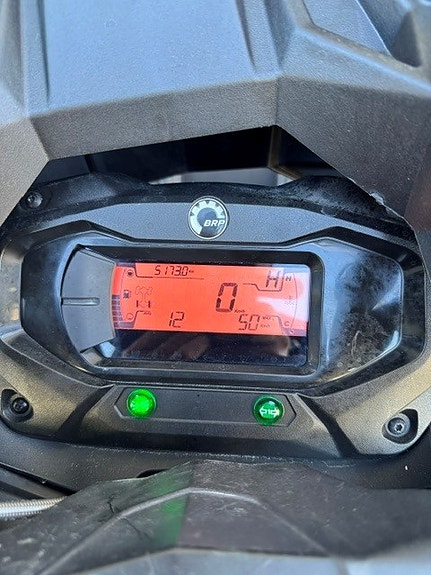 Can-Am Outlander Max XT 650 T 9 of 11
