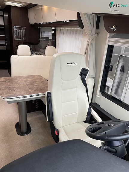 Morelo Home 82 LS // IVECO // luftfj. bak // Lav km 34 900 // Skinninteriør // Solcelle / ALDE // El. senkes. // El.støtteben // Fast wc/tank 28 of 30