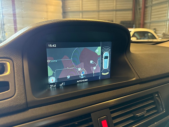 Volvo XC70 19 of 30